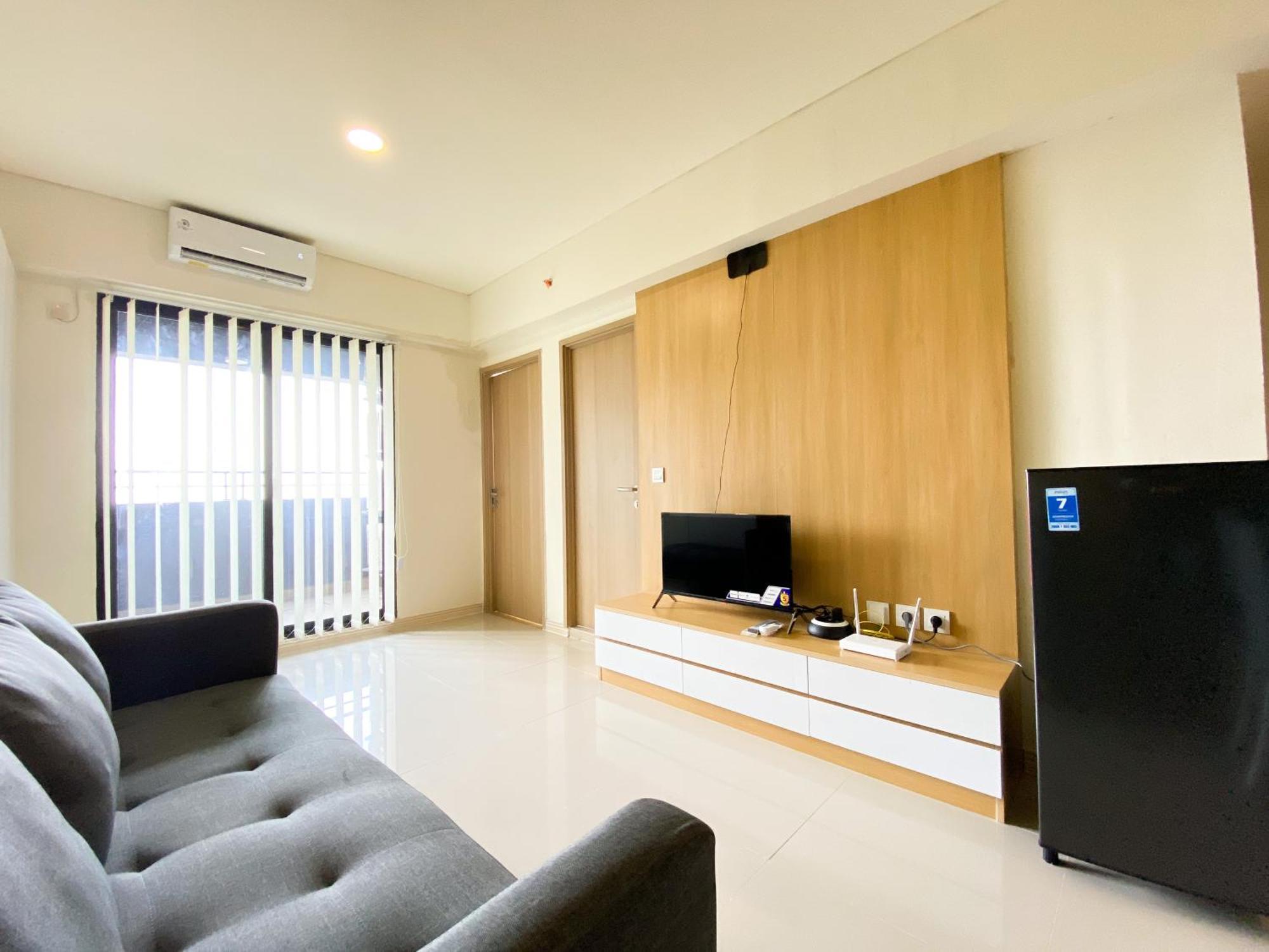 And Restful 3br Meikarta By Travelio Apartemen
